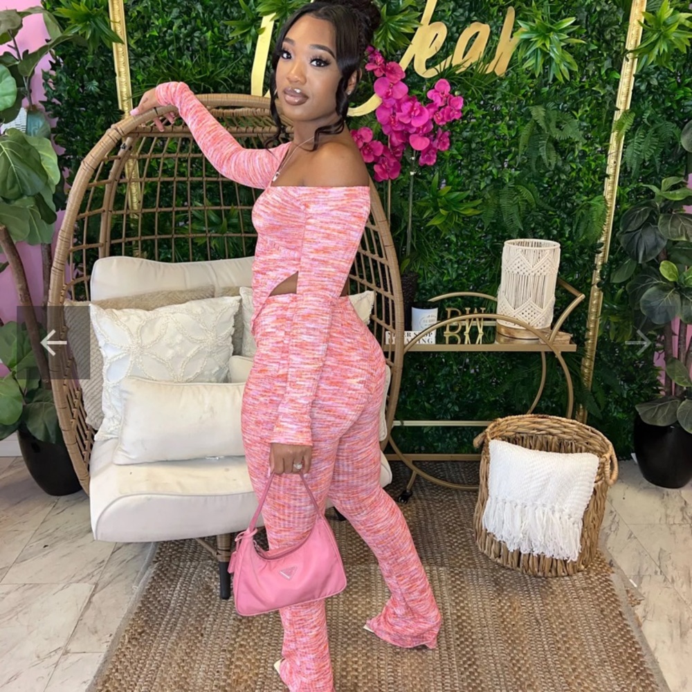 2 piece set. Small.